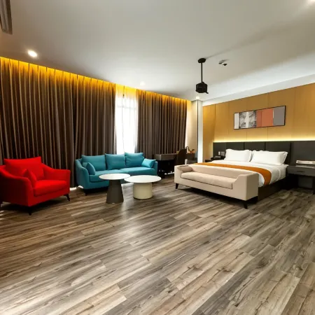 Venus Royale Hotel Coron