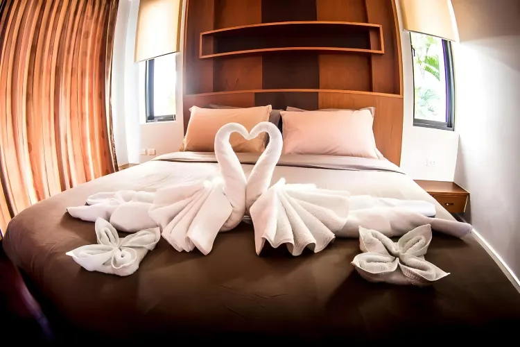 วิลลาพร้อมทางลงสู่สระว่ายน้ำ