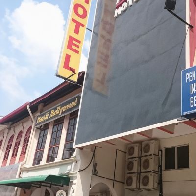 Deluxe Room With Two Queen Beds Axis Hotel Promo Code