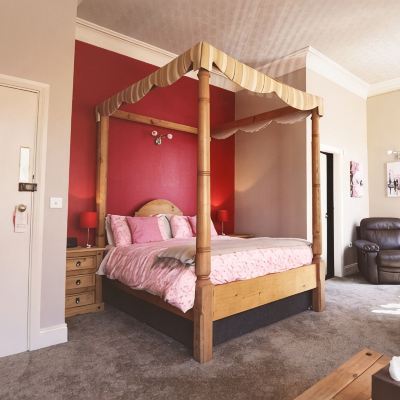 Superior Suite, Ensuite (4 Poster) The Black Bull Inn Promo Code