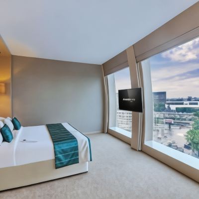 Mercury City View Room-King Bed Sahara Star Promo Code