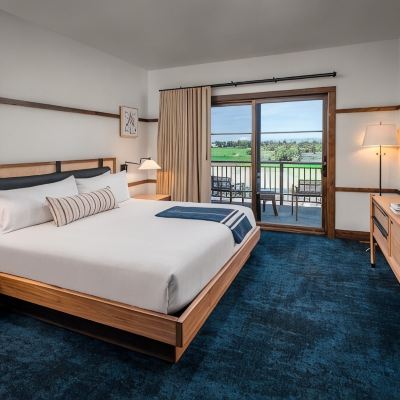 Standard Two Queen Room with Resort View Pronghorn Resort Promo Code