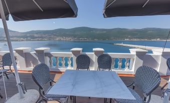 Samos City Hotel