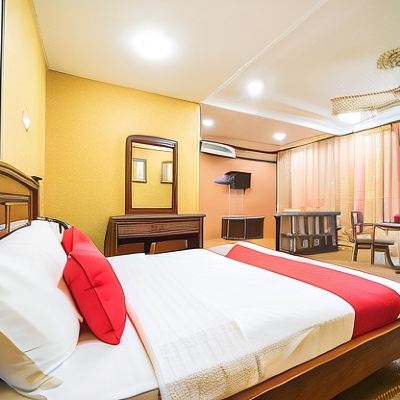 Suite Keluarga Kupon OYO 44033 Terap Inn Kuala Nerang