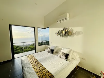 Tahiti Moetama Lodge : VILLA NUI Hotels in 