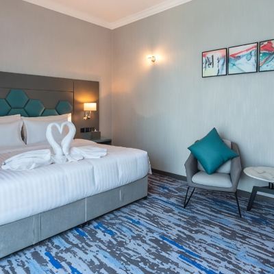 One Bedroom Suite Edge Creekside Hotel Promo Code
