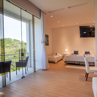 One Bedroom Superior Suite with Sea View