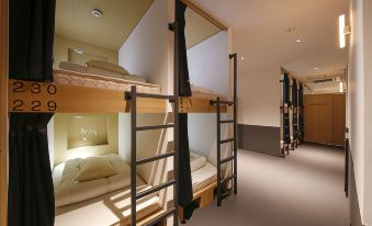 White Hostel Shinsaibashi