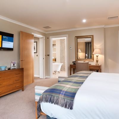 Penthouse Suite Parkway Hotel & Spa Promo Code