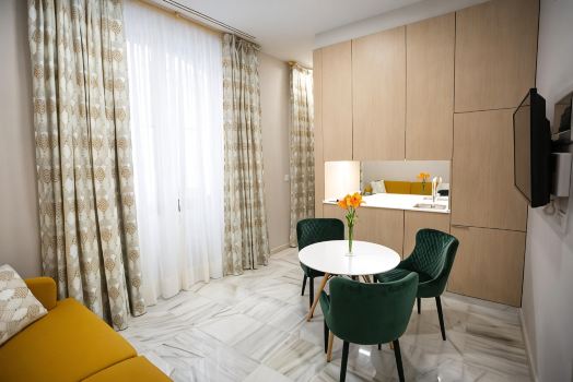 Plazuela del Carbón Suites