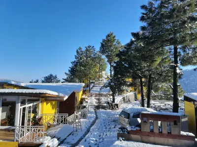 Justa Mukteshwar Retreat & Spa Hotel a 