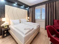PLAZA INN Wiener Neustadt  호텔