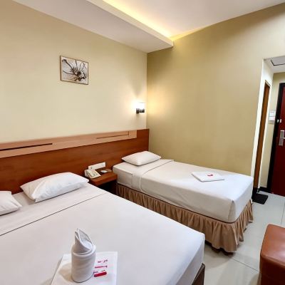 Family B Parma Panam Hotel Promo Code