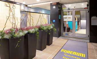 Forenom Aparthotel Helsinki Kamppi - contactless check-in - Housity