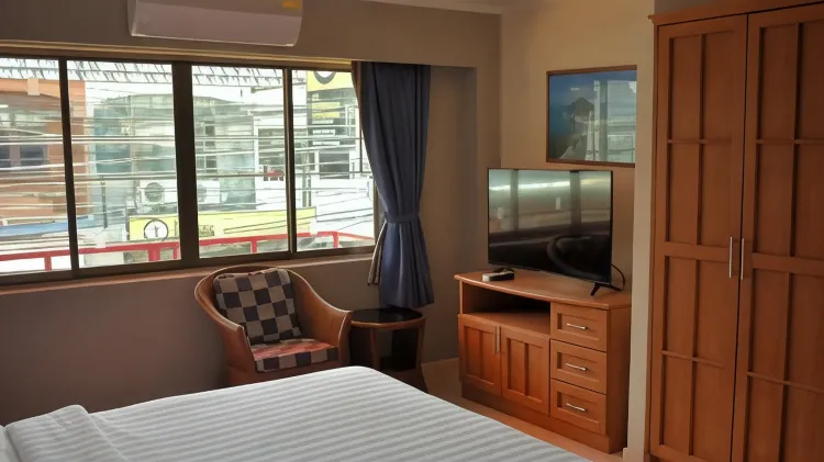 ห้องสแตนดาร์ด เตียงใหญ่ 1 เตียง