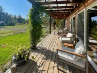 Modern 3Bed Farmhouse with Hot Tub