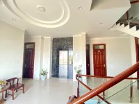 Hoàng Anh Hotel Hotels in Duc Trong