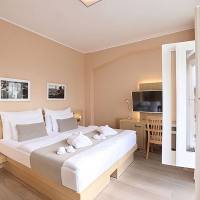 Executive Room Amarilis Promo Code