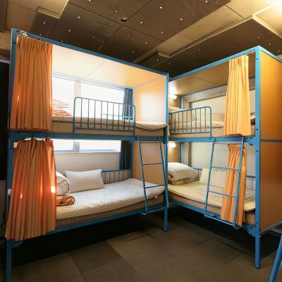 8 Bed Private Room (4 Bunk Beds) Shared Bathroom