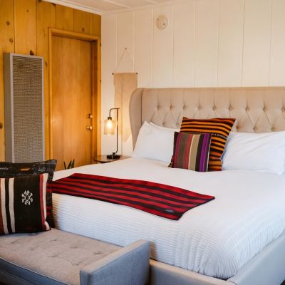 Standard King Room Grand Pine Cabins Promo Code