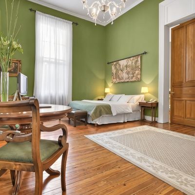 Premium Double or Twin Room Hotel del Casco Promo Code