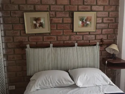 Bungalows Cerro Azul Отели в г. 