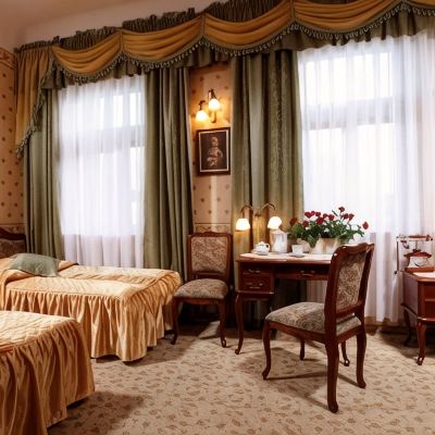 三人間 歐羅普斯基酒店優惠