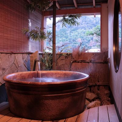 Non-Smoking Japanese-Style Room With Shigaraki Ware Bathtub And Semi Open-Air Bath, 8 Tatami Mats 城崎温泉　喧噪の隠れ家　月のしずく クーポン