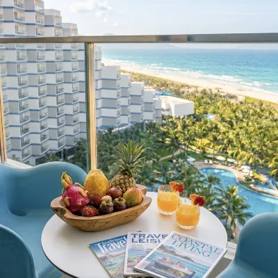 Cam Ranh Beach Resort – 5 Mins to Airport Hotels in 