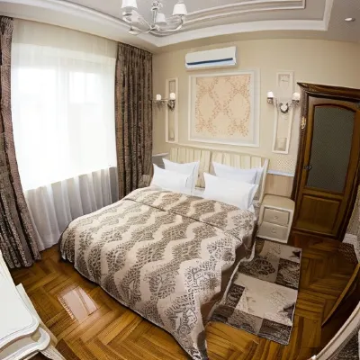 Hotel Vesta  호텔