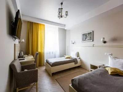 Mariinskiy Hotels in 