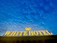 White Hotel Ξενοδοχεία στην πόλη 