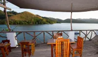 Borac Bay Bungalows Hotel and Resort