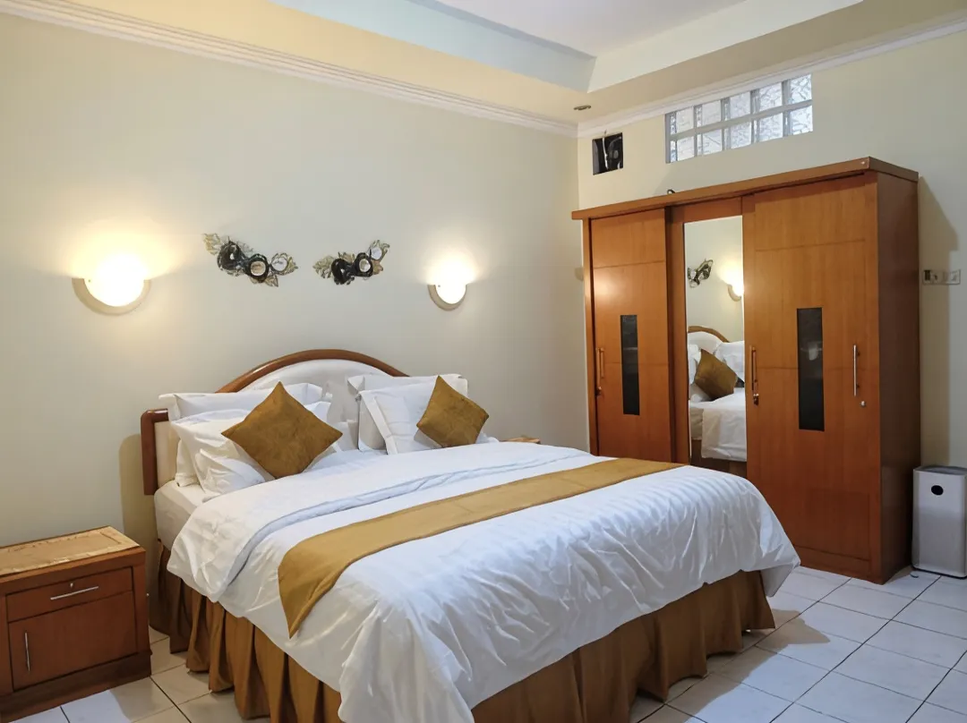 Aglonie Homestay Dago 4br - Bandung