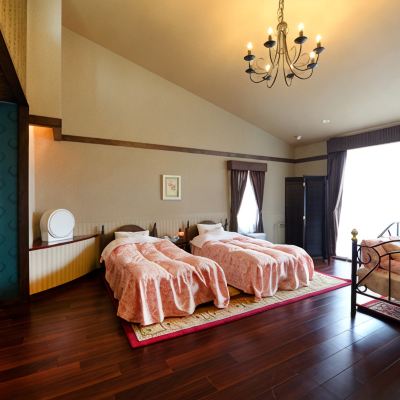 スタンダード トリプルルーム ハイジの村　クララ館　スパ＆レストランホテル クーポン