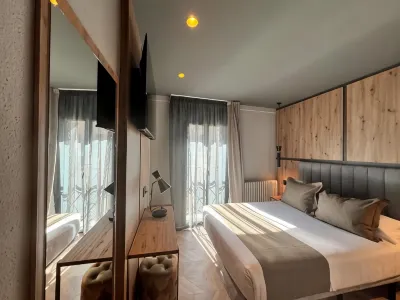 Yomo Petit Paris Hotels in 