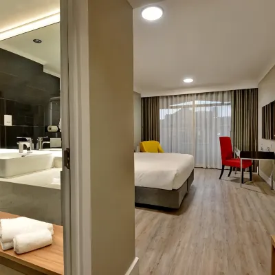 The Capetonian - Halal Hotels near Silo District