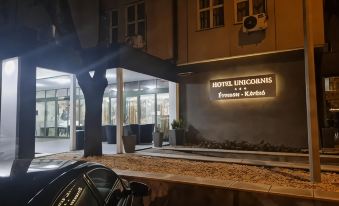 Hotel Unicornis - Housity