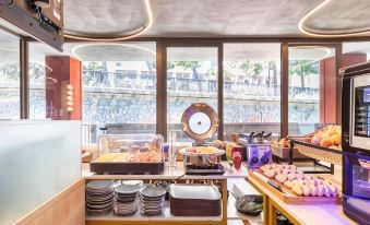 B&B Hotel Genova City Center - Housity