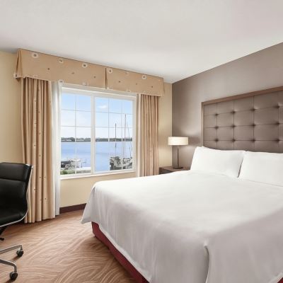 King Room with View Homewood Suites by Hilton - Oakland Waterfront Promo Code