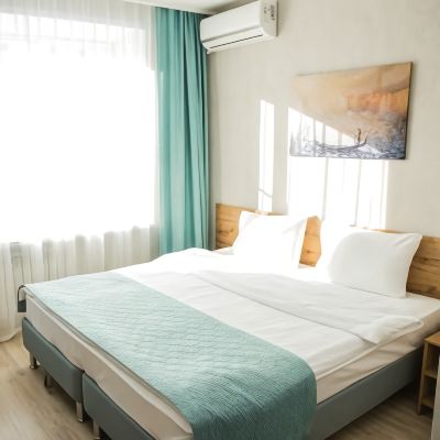 Superior King Room Rubin Promo Code