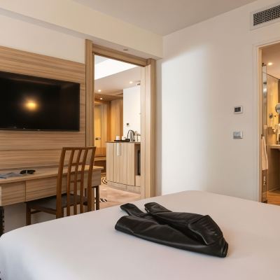 套房（1張特大床，帶沙發） 諾富特開羅機場飯店優惠