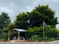 Colonial Lodge Motor Inn