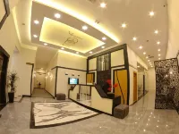 Roof 264 Hotel & Suites