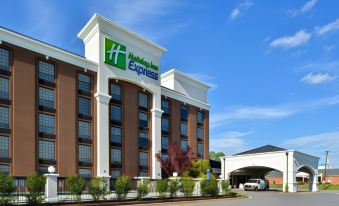 Holiday Inn Express Indianapolis - Fishers