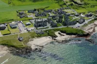 The Ugadale Hotel & Cottages Hotele w: 