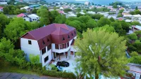 Inaisi Hotel Hotele w: 