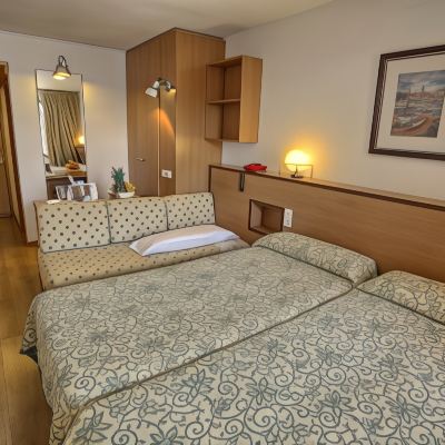 Standard Double Room (2 Adults + 1 Child)