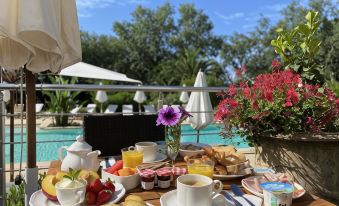 GOLF HOTEL - Housity
