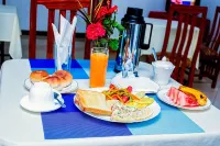 Bright Star Hotel & Safaris